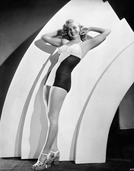Photo datée de 1950 de l'actrice américaine Marilyn Monroe. Picture taken in 1950 of american actress Marilyn Monroe.