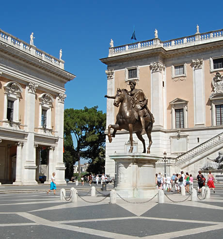 statua-di-marco-aurelio-a-piazza-del-campidoglio.jpg